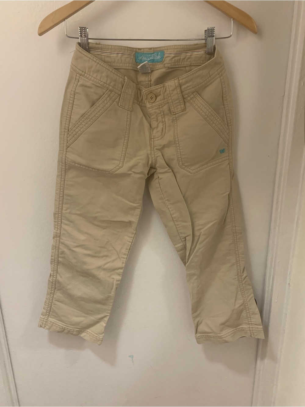 NEW Aeropostale Beige Khaki Capri Cotton Pants, size O.